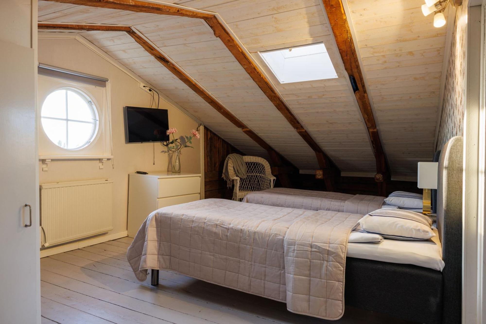 Adelsgatan Apartments Visby Innerstad ภายนอก รูปภาพ